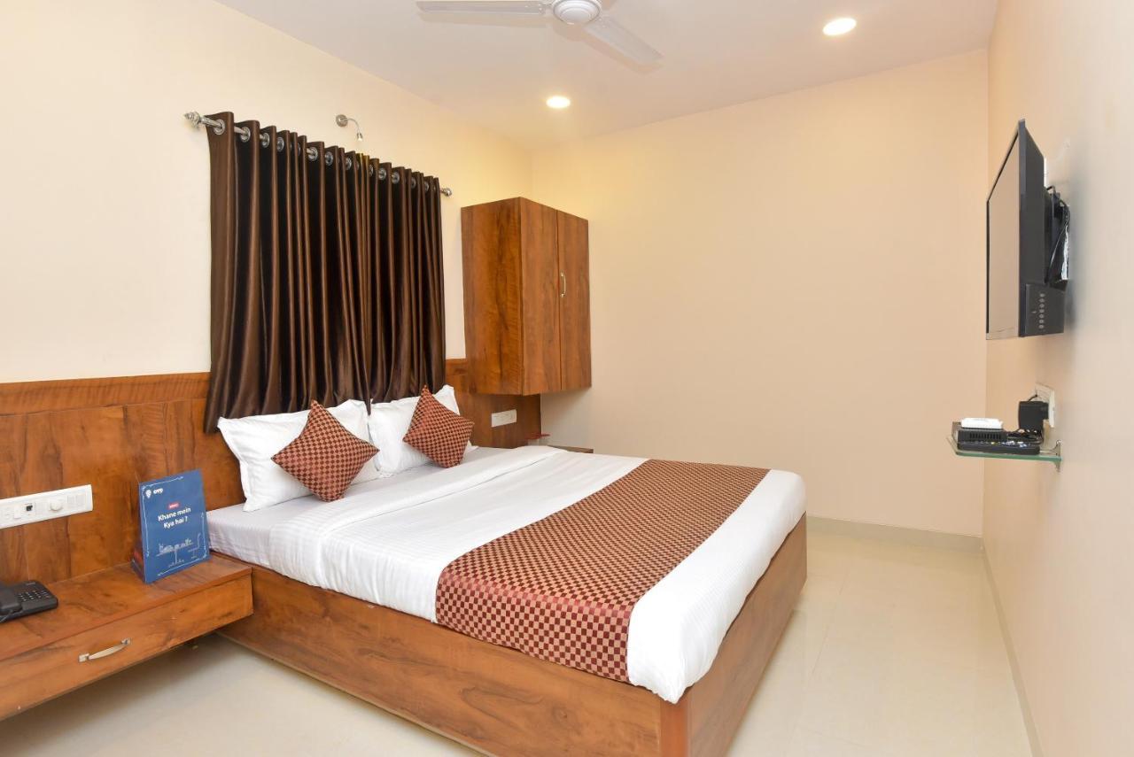 Oyo 8757 Prakash Inn Mumbai Exterior photo