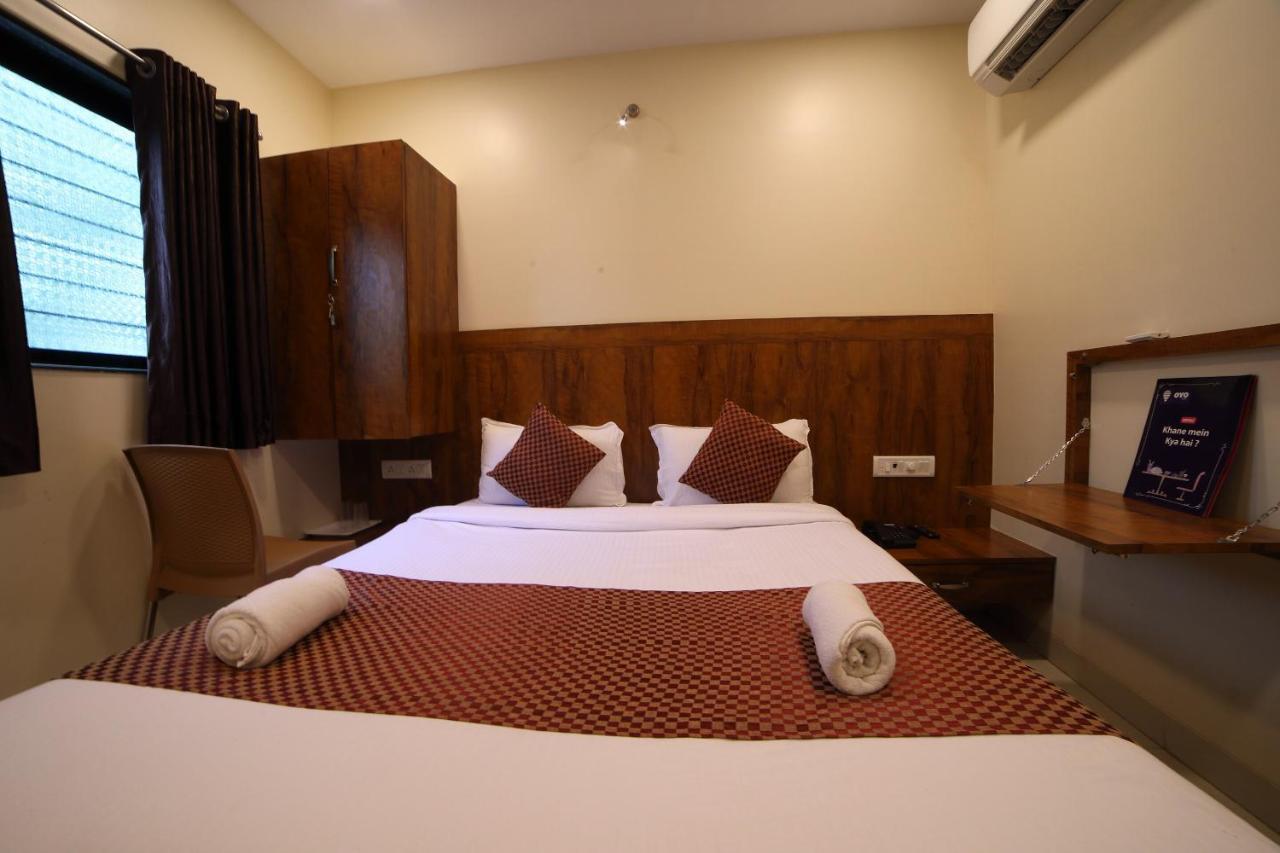 Oyo 8757 Prakash Inn Mumbai Exterior photo